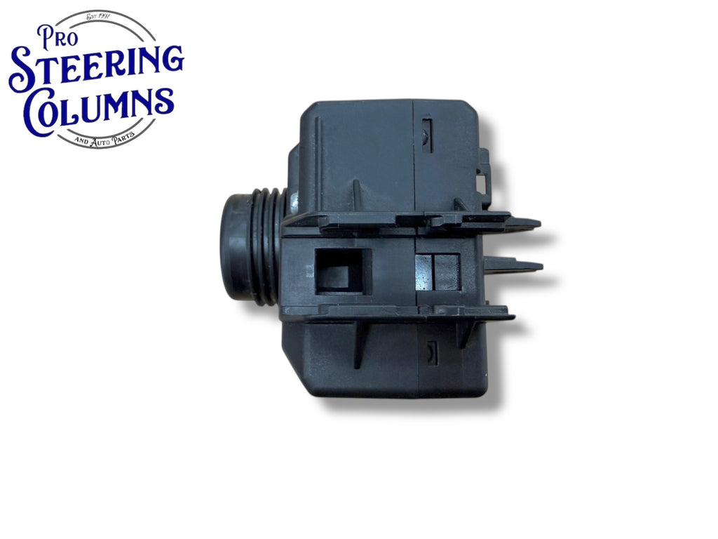 08-12 Mercedes Benz EIS Ignition Switch PN: A2045451308 / W204 (USED OEM)