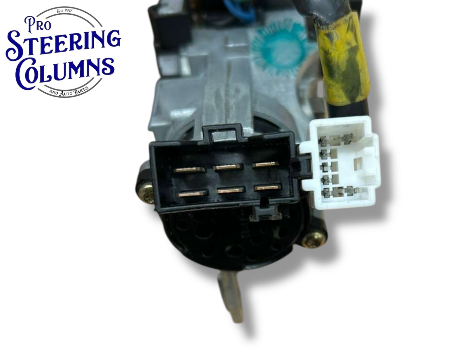 99-03 Mitsubishi Ignition Lock Cylinder Assembly With Key Shell Used OEM MN133173