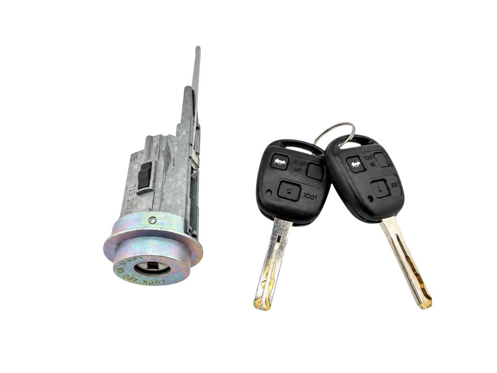 01-05 Lexus IS300 Ignition Lock Cylinder With 2 Remotes PN: 69057-53080 (Aftermarket)