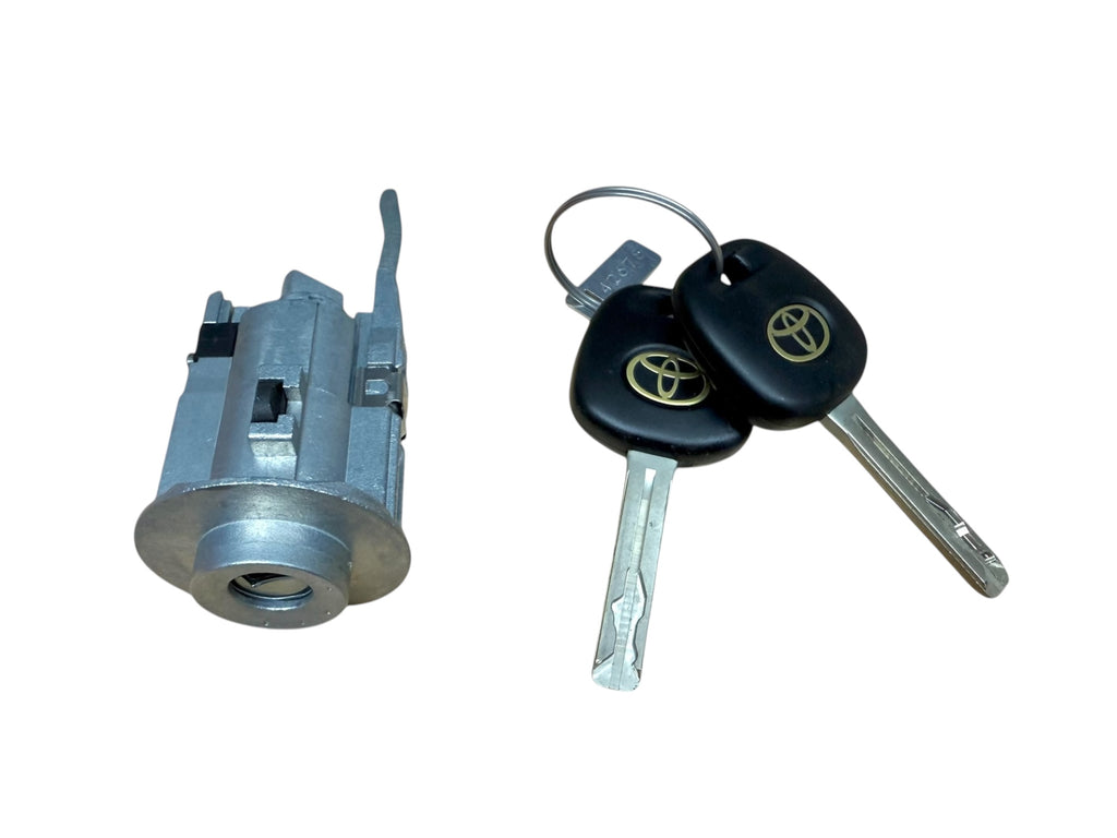 18 & Up Toyota Camry Corolla Rav4 Ignition Lock Cylinder With 2 Chip Keys New 69057-33410