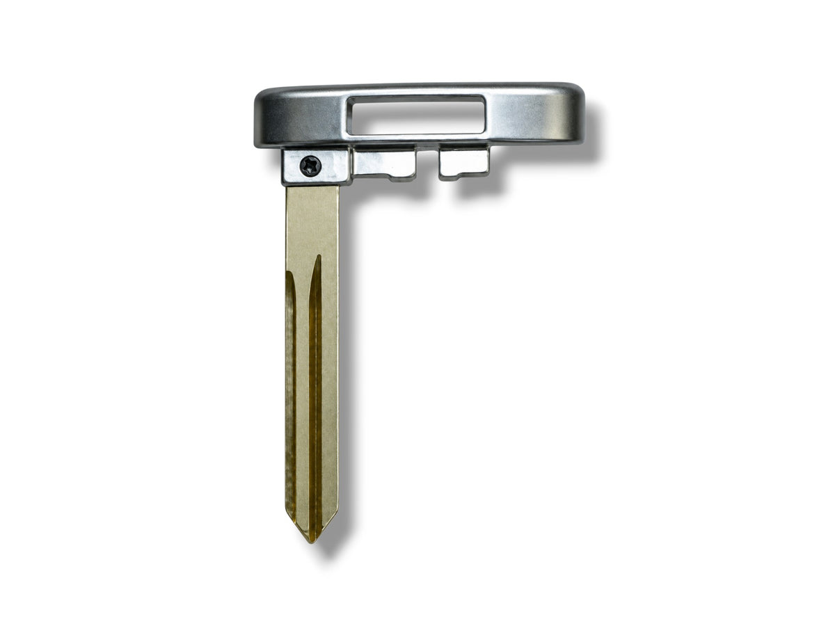 08-14 Cadillac Emergency Key Blade PN: 25995382 (Aftermarket)